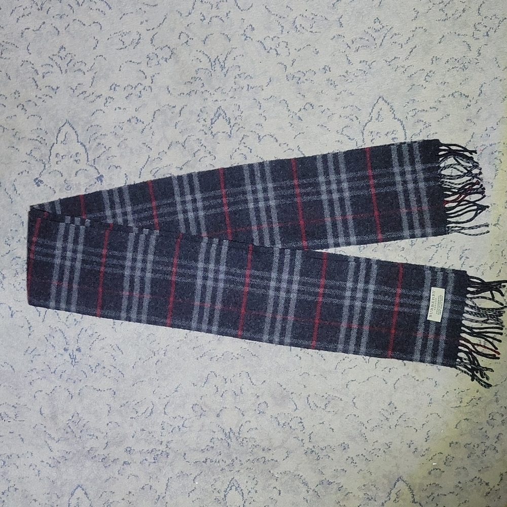 Burberry check scarf